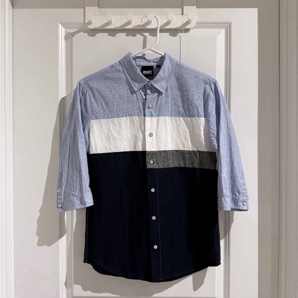 Half sleeves button down Shirt XS